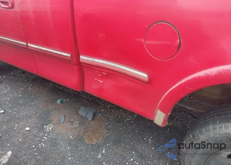 1998 Ford F-150 Lariat/Standard/Xl/Xlt из США, поврежденный, VIN 1FTZX18W0WNC34510